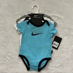 Nike Baby Onesies Set (3 pieces)